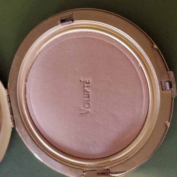 Volupte' Vintage Beautiful Compact - Picture 6 of 7